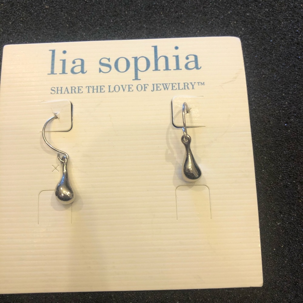 LiaSophia Earrings